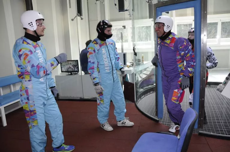 Paracadutismo indoor slovenia weekend di addio al nubilato